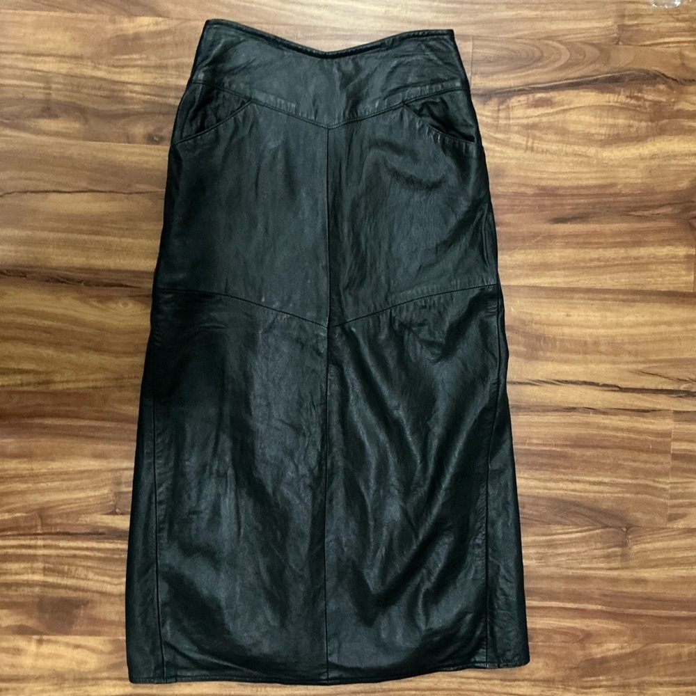 Vakko Black Midi Pencil Skirt for Work Size 4